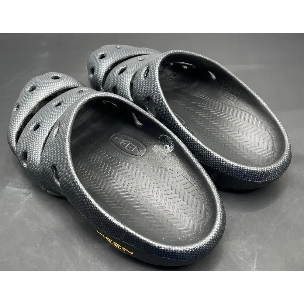 KEEN Yogui Arts Slipper Graphite Slip On Clogs Ye Shoes Mens Size 10 FAST SHIP - Picture 14 of 15